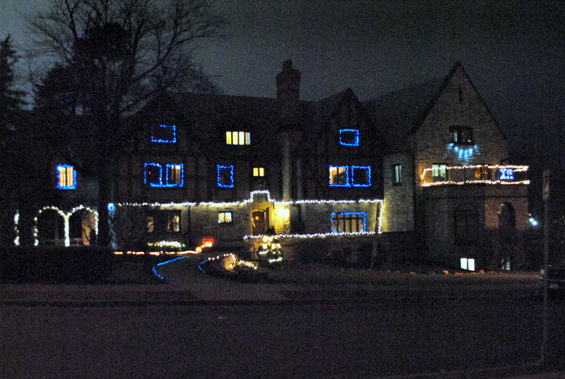 we-want-to-see-the-best-penn-state-holiday-decorations